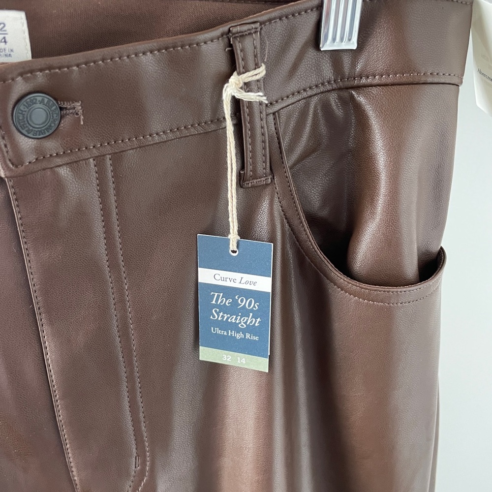 Curve Love Ultra High Rise 90s Straight Pant - Brown Vegan Leather, Size 14 NWT - Picture 4 of 5
